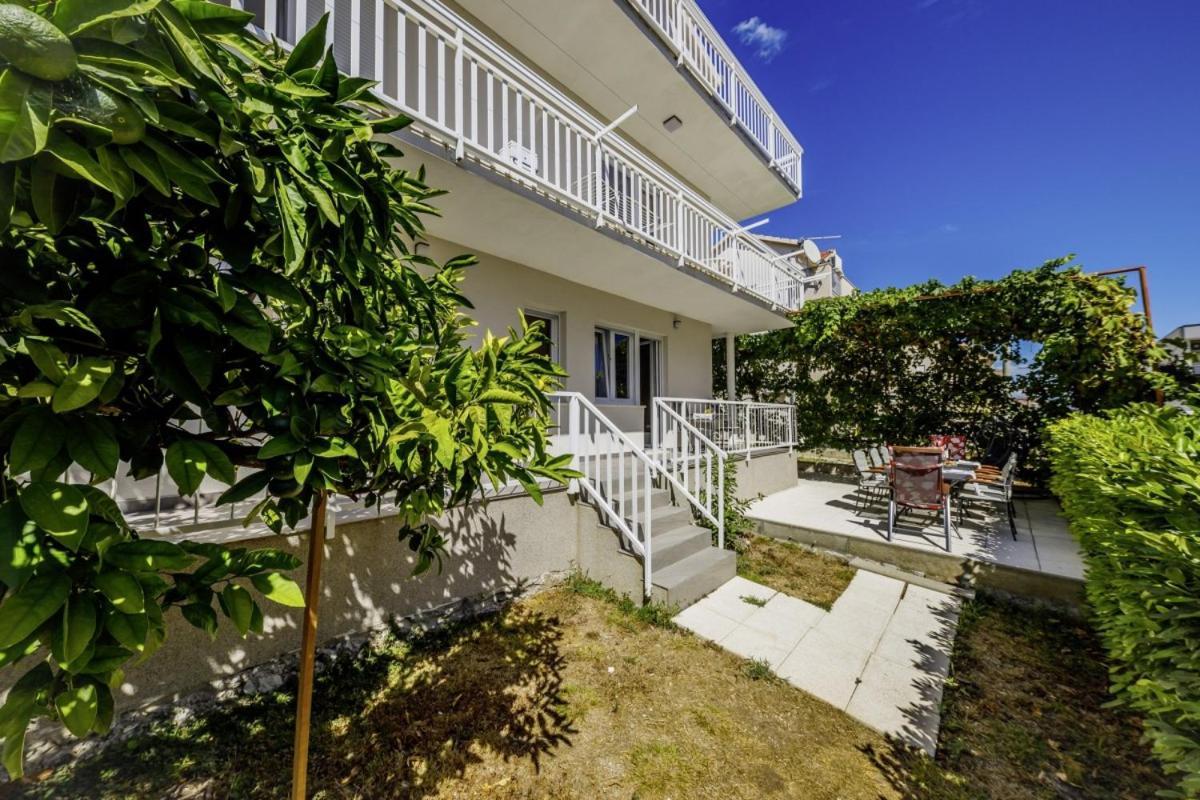 Ani In Trogir * Mittel-Dalmatien Hotell Donji Seget Eksteriør bilde