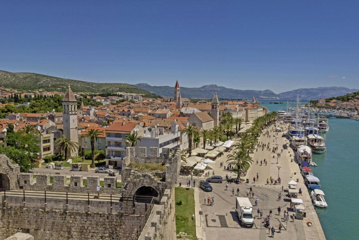 Ani In Trogir * Mittel-Dalmatien Hotell Donji Seget Eksteriør bilde