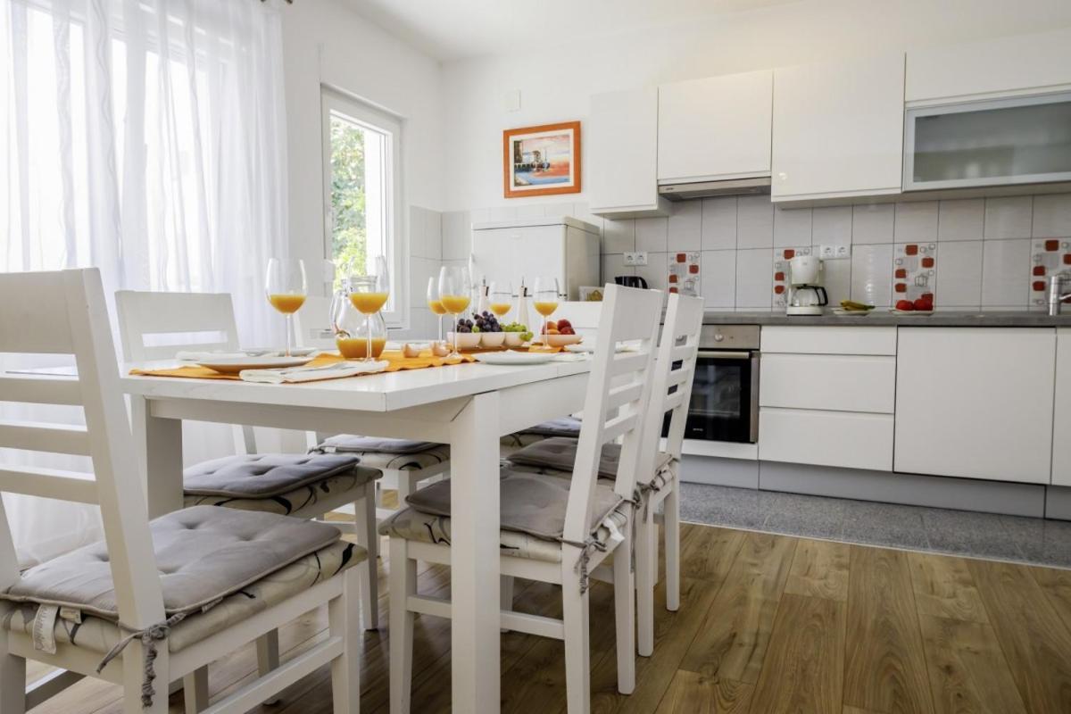 Ani In Trogir * Mittel-Dalmatien Hotell Donji Seget Eksteriør bilde