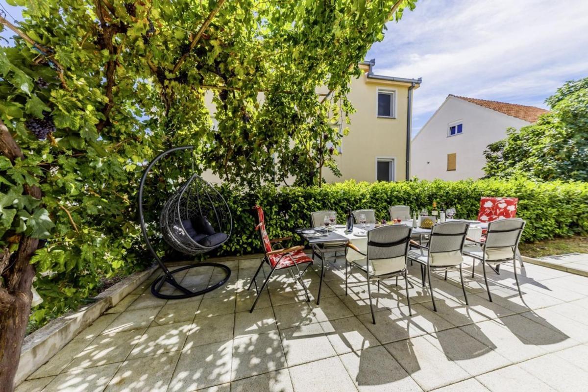 Ani In Trogir * Mittel-Dalmatien Hotell Donji Seget Eksteriør bilde