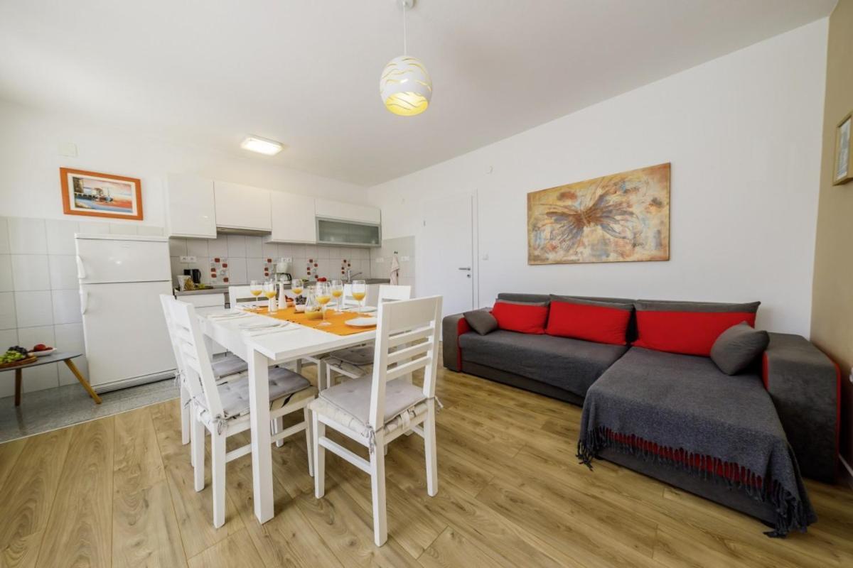 Ani In Trogir * Mittel-Dalmatien Hotell Donji Seget Eksteriør bilde