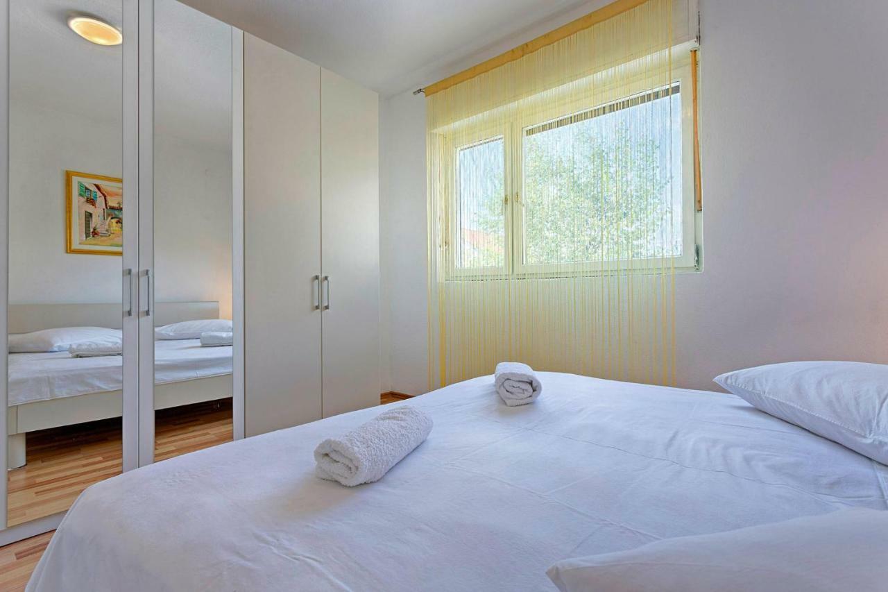 Ani In Trogir * Mittel-Dalmatien Hotell Donji Seget Eksteriør bilde