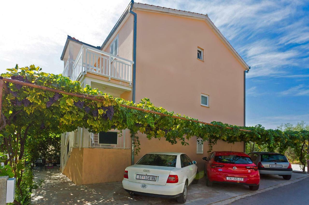 Ani In Trogir * Mittel-Dalmatien Hotell Donji Seget Eksteriør bilde